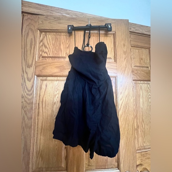 Old Navy - Shorts Romper - Picture 3 of 7